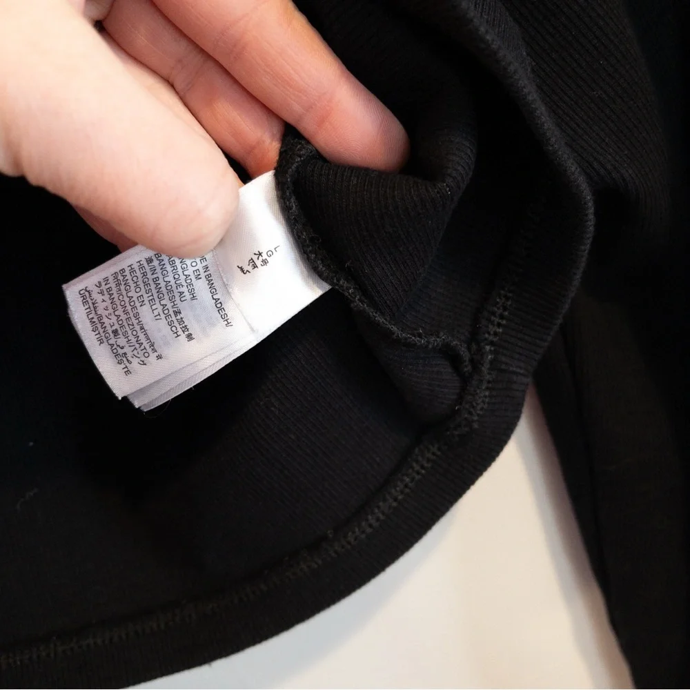The Drop UK Milenalesecret Black Ribbed Crop Button Sleeve Top Large